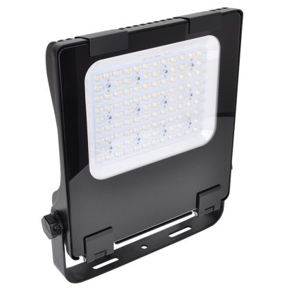   TRACON RHISS150W LED fényvető, szimmetrikus 100-240VAC,50/60Hz,150W,20.250lm,4000K,IP66,120°,EEI=D