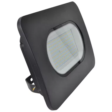 TRACON RSMDL200 Fekete SMD fényvető 200W, 4000K, IP65, 220-240V AC, 16000lm, EEI=G