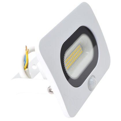   TRACON RSMDLFM20 SMD floodlight with motion sensor, white20W, 4000K, IP65, 220-240V AC, 1500lm, EEI = A, 110 °, 3-10m