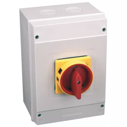   TRACON TSS-10/3T65 Tokozott biztonsági lakatolható szakaszoló kapcsoló 400V, 50Hz, 100A, 3P, 30kW, 88×88mm, IP65