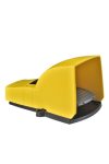 SCHNEIDER XPEY511 Harmony XPE lábkapcsoló, 1 fokozatú, 2NO+1NC, védőtetővel, műanyag, kioldóval, sárga